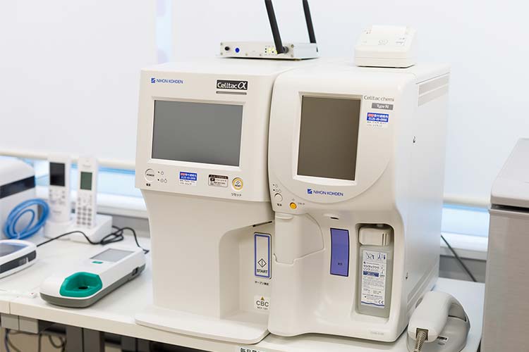 全自動血球計数器・臨床化学分析装置